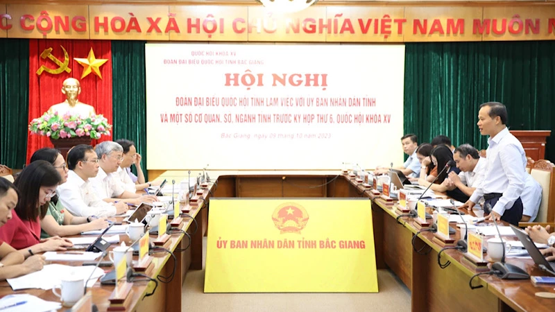 Đoàn Đại biểu quốc hội tỉnh Bắc Giang làm việc với Ủy ban nhân dân tỉnh.