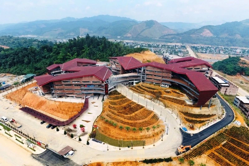 Trường quốc tế Canada- Lào Cai được xây dựng ở trung tâm thành phố Lào Cai. (Ảnh: QUỐC HỒNG)