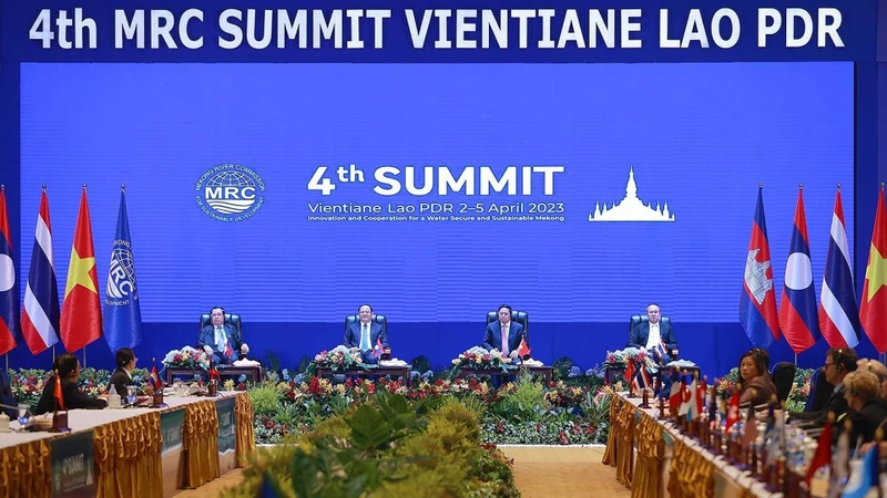 Hội nghị cấp cao Ủy hội sông Mekong quốc tế lần thứ 4 diễn ra tại thủ đô Vientiane, Lào. (Ảnh TTXVN)