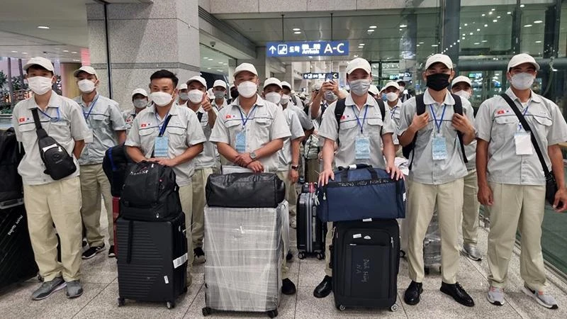 Ân hạn với người nước ngoài cư trú bất hợp pháp ở Hàn Quốc tự nguyện về nước
