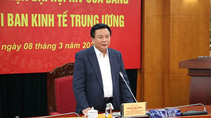 Đồng chí Nguyễn Xuân Thắng phát biểu chỉ đạo tại buổi làm việc. Ảnh: kinhtetrunguong.vn