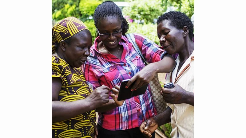 Thiết bị công nghệ ngày càng phổ biến ở châu Phi. (Ảnh TECH HERFRICA)