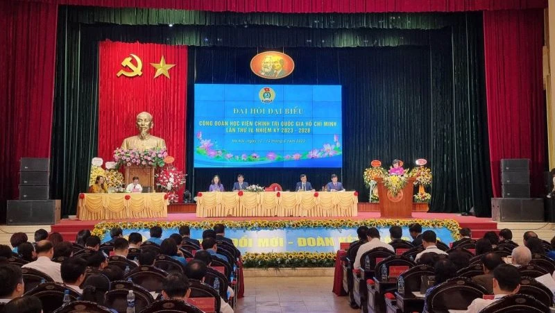 Phiên chính thức Đại hội Công đoàn Học viện Chính trị quốc gia Hồ Chí Minh lần thứ 4.