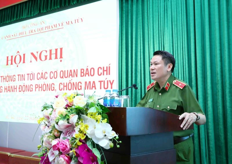 Cục trưởng Cục Cảnh sát điều tra tội phạm về ma túy, Thiếu tướng Nguyễn Văn Viện trả lời báo chí.