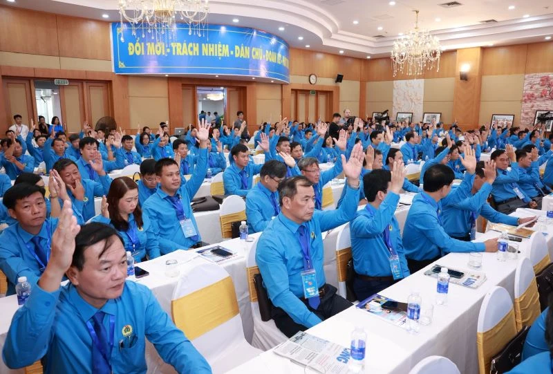 Đại biểu tham dự Đại hội Công đoàn Đường sắt Việt Nam lần thứ XVI.