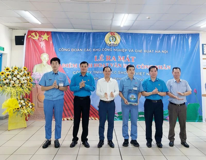 Khánh thành Điểm văn hóa công nhân Công ty SWCC Showa Việt Nam (Khu công nghiệp Bắc Thăng Long, Hà Nội).