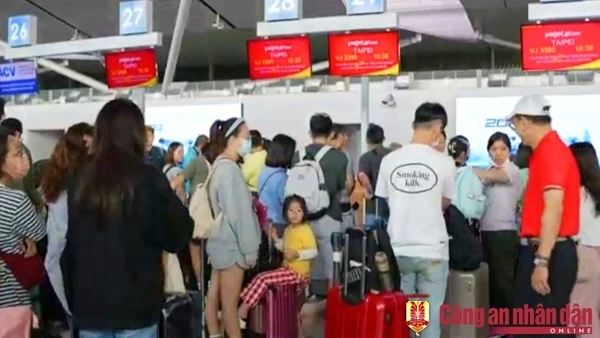 Phú Quốc chung tay hỗ trợ hàng trăm hành khách Đài Loan (Trung Quốc) về nước an toàn