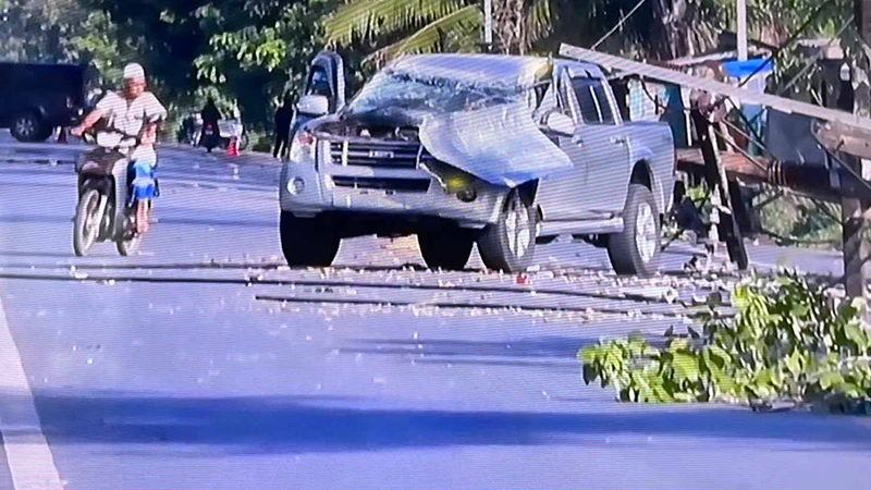 Hiện trường vụ đánh bom nhằm vào cảnh sát ở Pattani, Thái Lan. (Ảnh: Bangkok Post)