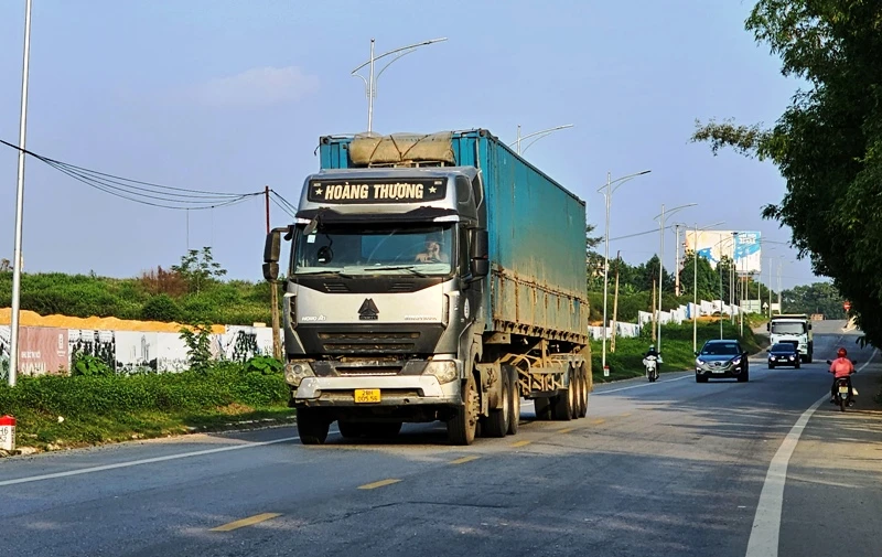 Phương tiện tham gia giao thông trên đường Hồ Chí Minh, đoạn qua tỉnh Thanh Hóa.