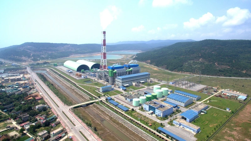 Toàn cảnh Nhà máy Nhiệt điện Nghi Sơn 1.