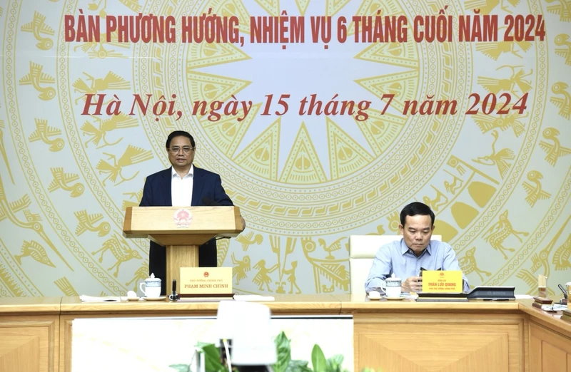 Thủ tướng Phạm Minh Chính phát biểu ý kiến tại phiên họp (Ảnh: Trần Hải). 