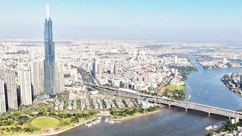Thành phố Hồ Chí Minh hội tụ nhiều lợi thế để hình thành Trung tâm Tài chính quốc tế. Trong ảnh: Một góc đô thị Thành phố Hồ Chí Minh hôm nay.