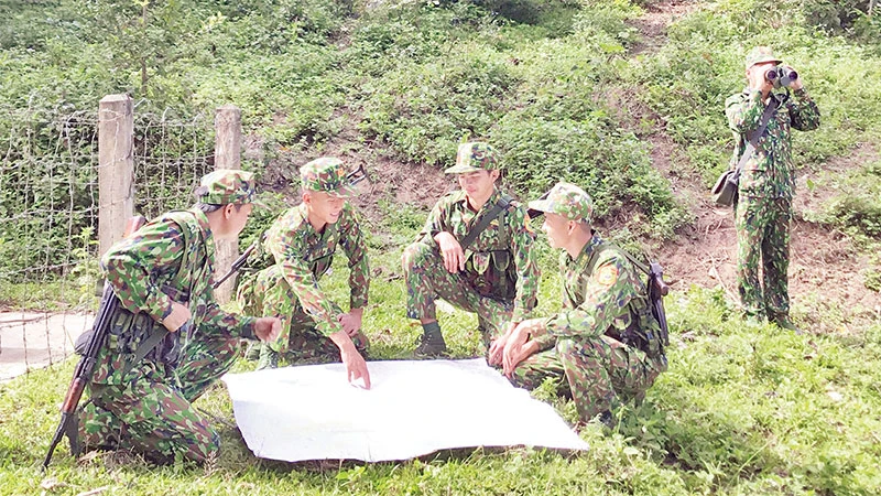 Đồn Biên phòng Mường Lạn, huyện Sốp Cộp (Sơn La) thường xuyên tổ chức tuần tra, kiểm tra khu vực biên giới.