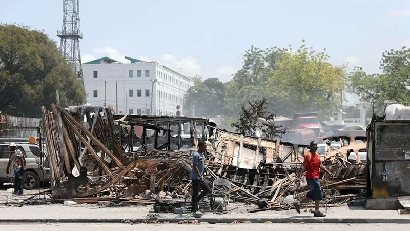 Thủ đô Port-au-Prince của Haiti bị tàn phá bởi bạo lực băng đảng. (Ảnh REUTERS)