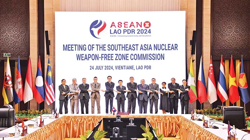 Lãnh đạo Bộ Ngoại giao các nước ASEAN tham dự Hội nghị tại Lào.