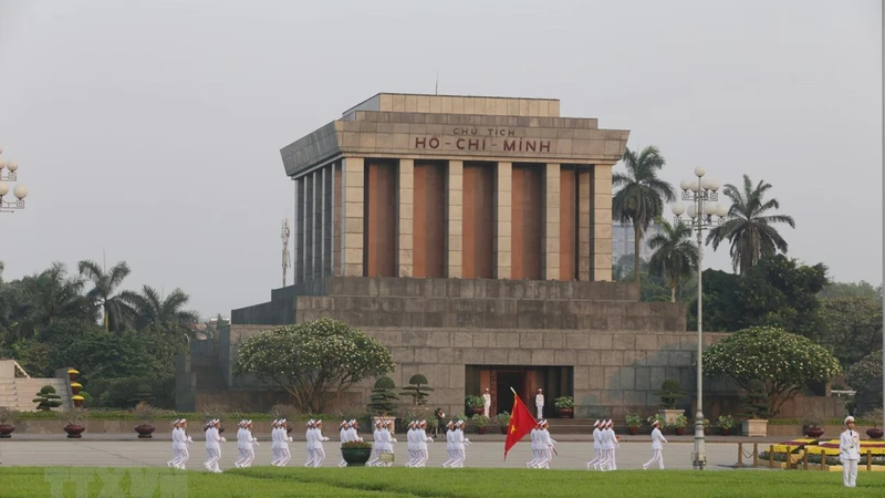 Lăng Chủ tịch Hồ Chí Minh.