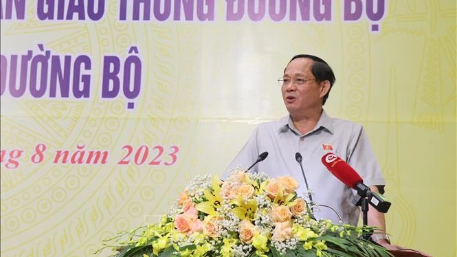 Thượng tướng Trần Quang Phương, Phó chủ tịch Quốc hội, phát biểu chỉ đạo tại tọa đàm. (Nguồn: Báo Quân đội nhân dân)