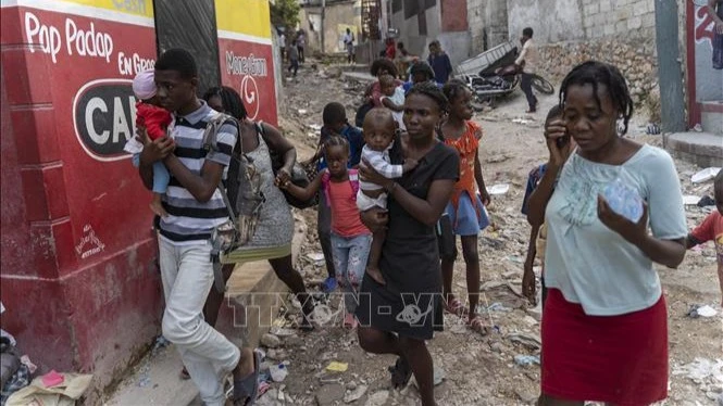 Hàng trăm nghìn người Haiti phải tha hương vì bạo lực. (Ảnh: AFP/TTXVN)