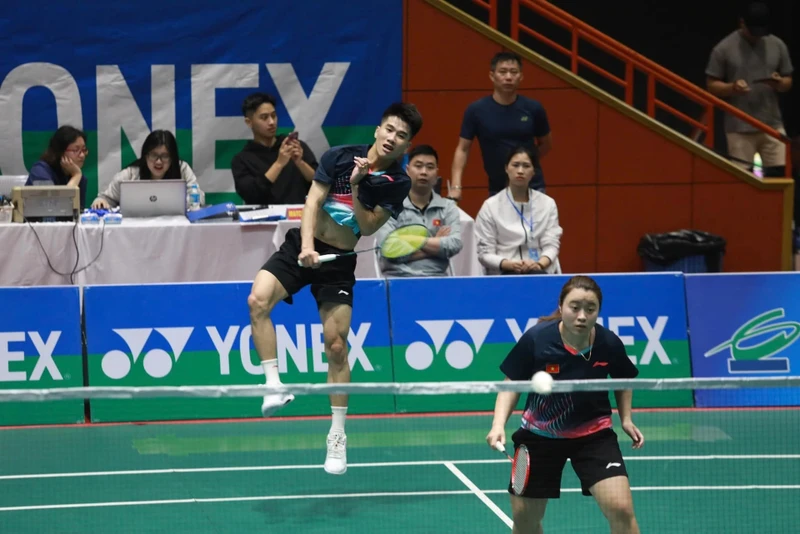 Văn Hải và Vân Anh là hai tay vợt Việt Nam hiếm hoi lọt tới chung kết Vietnam International Series II.