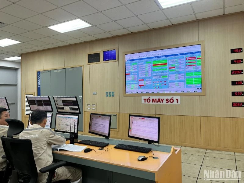 Phòng điều khiển trung tâm tại Nhà máy Nhiệt điện Thái Bình 2.