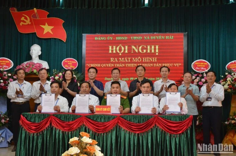 Ra mắt "Chính quyền thân thiện vì nhân dân phục vụ" tại xã Duyên Hải (huyện Hưng Hà, tỉnh Thái Bình).