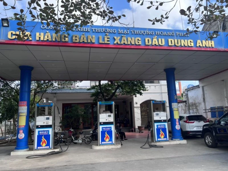 Cửa hàng xăng dầu vi phạm nằm trên địa bàn xã Song Lãng, huyện Vũ Thư (tỉnh Thái Bình). (Ảnh Cục Quản lý thị trường tỉnh Thái Bình cung cấp)