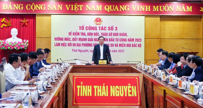 Phó Thủ tướng Chính phủ Trần Lưu Quang yêu cầu 9 địa phương trong vùng trung du và miền núi Bắc Bộ đẩy mạnh giải ngân vốn đầu tư công năm 2023.