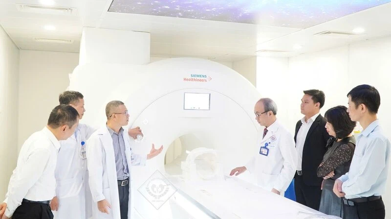 Bệnh viện Trung ương Thái Nguyên đưa vào sử dụng máy chụp cộng hưởng từ MRI 1.5 Tesla từ ngày 26/11.