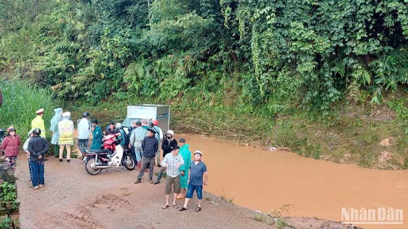 Khu vực xảy ra vụ xe tải bị cuốn trôi.