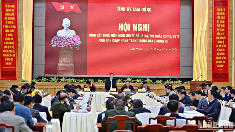 Quang cảnh hội nghị.