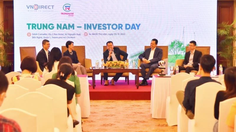 Trung Nam Group trao đổi với nhà đầu tư về triển vọng của năng lượng tái tạo