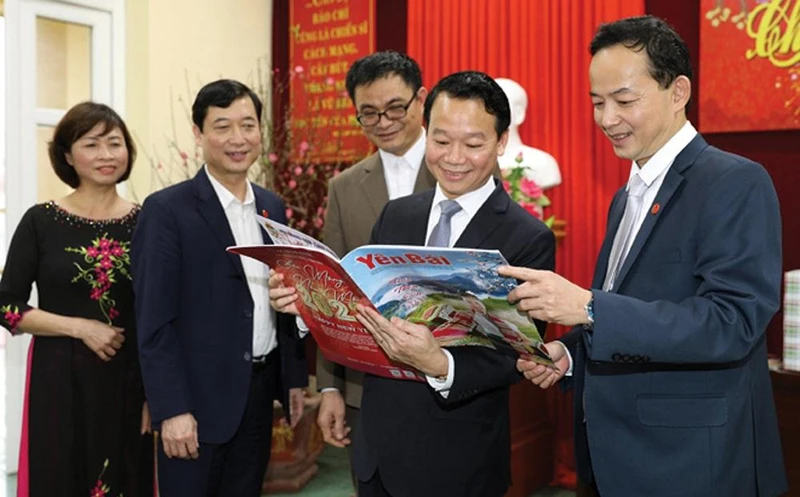 Giới thiệu ấn phẩm Báo Yên Bái dịp Tết Nhâm Dần 2022.