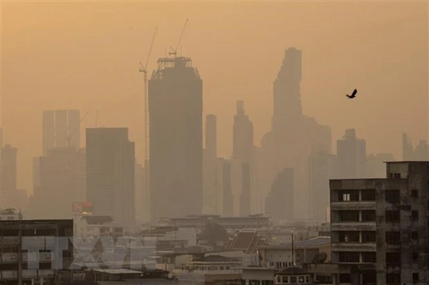 Tình trạng ô nhiễm không khí tại thủ đô Bangkok, Thái Lan ngày 27/1/2023. (Ảnh: AFP/TTXVN)