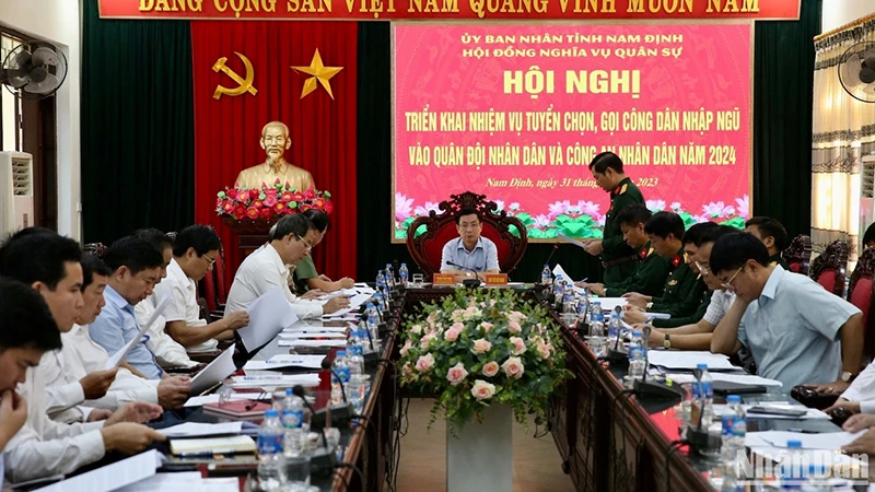 Quang cảnh hội nghị triển khai nhiệm vụ tuyển chọn, gọi công dân nhập ngũ của Hội đồng Nghĩa vụ quân sự tỉnh Nam Định.