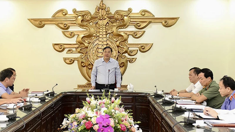 Đồng chí Phạm Gia Túc, Bí thư Tỉnh ủy phát biểu ý kiến tại phiên họp của Ban Chỉ đạo phòng, chống tham nhũng, tiêu cực tỉnh Nam Định.