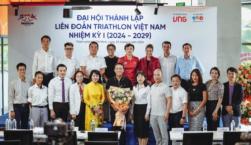 Ra mắt Ban Thường vụ Liên Đoàn Triathlon Việt Nam nhiệm kỳ I (2024-2029).