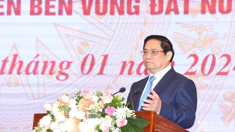 Thủ tướng Phạm Minh Chính phát biểu chỉ đạo Hội nghị. (Ảnh: TRẦN HẢI)