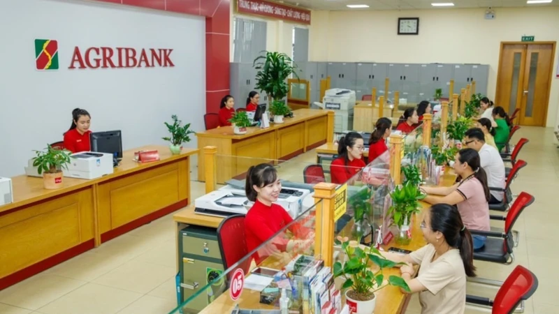 Từ đầu năm 2024 đến nay, Agribank đã 3 lần điều chỉnh giảm sàn lãi suất cho vay.