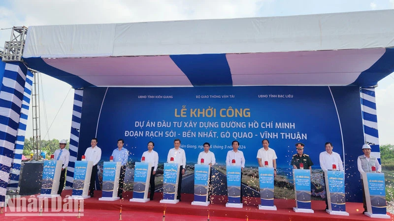 Lãnh đạo các bộ, ngành và địa phương phát lệnh khởi công dự Dự án đầu tư xây dựng đường Hồ Chí Minh đoạn Rạch Sỏi-Bến Nhất, Gò Quao-Vĩnh Thuận.