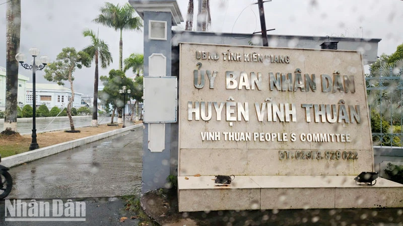 Trụ sở Ủy ban nhân dân huyện Vĩnh Thuận.