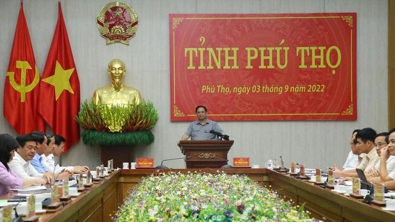 Thủ tướng Phạm Minh Chính phát biểu ý kiến với lãnh đạo chủ chốt tỉnh Phú Thọ.