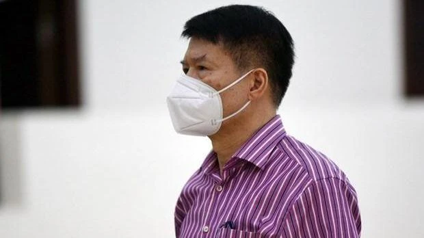 Bị cáo Trương Quốc Cường, cựu Thứ trưởng Y tế bị Tòa tuyên án 3 năm tù tại Phiên tòa xét xử phúc thẩm. (Ảnh: TTXVN) 
