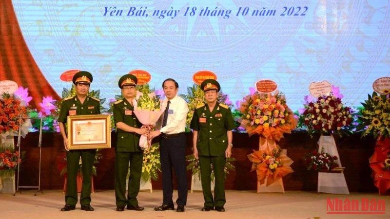 Hội Cựu chiến binh tỉnh Yên Bái đón nhận Huân chương Độc lập hạng Ba. 