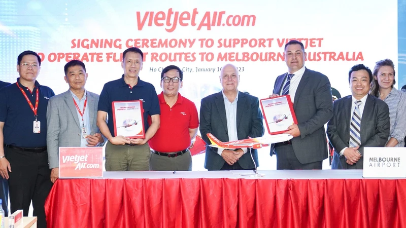 Lãnh đạo Vietjet và Bộ trưởng bang Victoria (Australia) công bố đường bay thẳng Thành phố Hồ Chí Minh-Melbourne