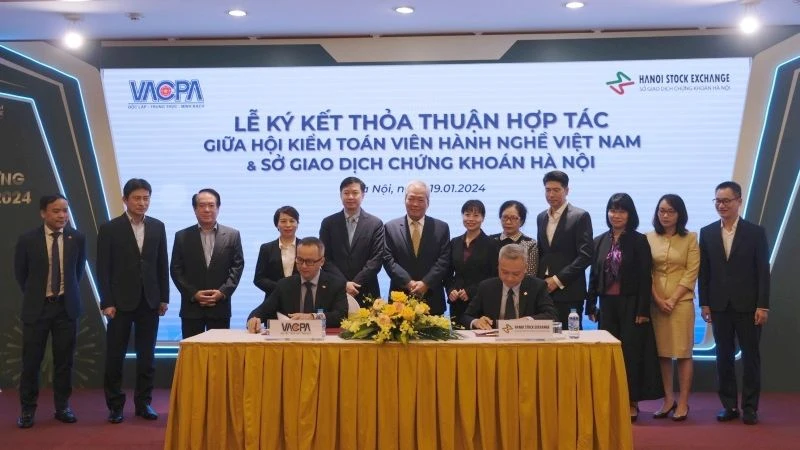 Hiệp hội Kiểm toán viên hành nghề Việt Nam hợp tác Sở Giao dịch chứng khoán Hà Nội trong đào tạo và kế toán, kiểm toán 