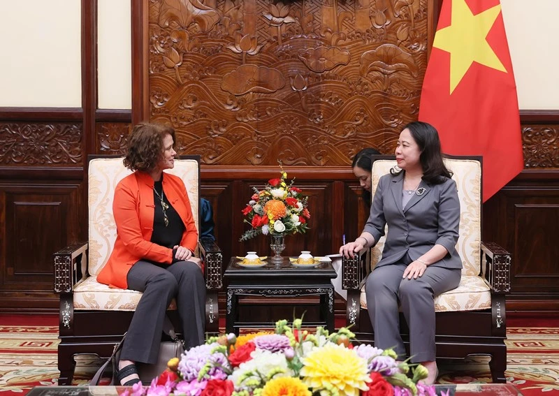 Quyền Chủ tịch nước Võ Thị Ánh Xuân tiếp Giám đốc Quốc gia Ngân hàng Thế giới tại Việt Nam Carolyn Turk. (Ảnh: An Đăng/TTXVN) 