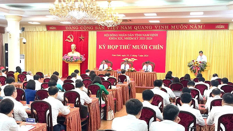 Quang cảnh kỳ họp. (Ảnh: XUÂN TRƯỜNG)