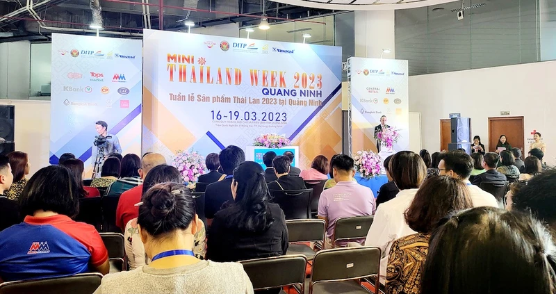 Quang cảnh khai mạc Tuần lễ sản phẩm Thái Lan 2023 tại Quảng Ninh.