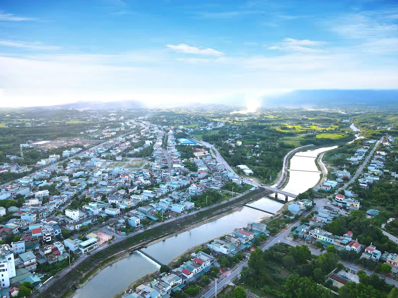 Diện mạo của huyện Đầm Hà ngày càng mang dáng dấp của một đô thị văn minh, hiện đại.
