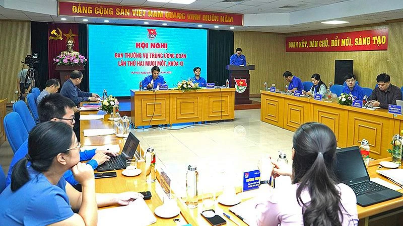 Hội nghị Ban Thường vụ Trung ương Đoàn Thanh niên Cộng sản Hồ Chí Minh lần thứ 21, khóa XI diễn ra dưới hình thức trực tiếp kết hợp trực tuyến.